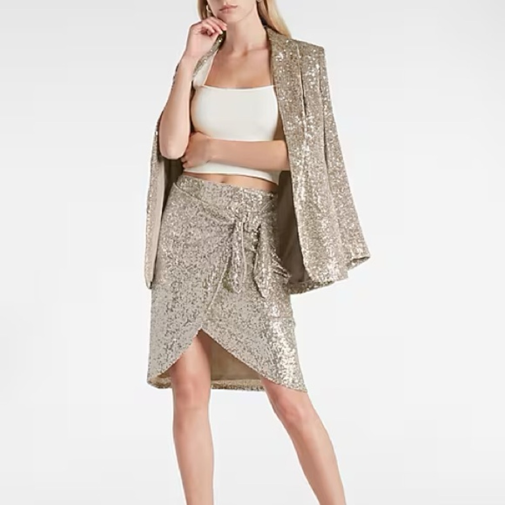 Express Sequin Boyfriend Blazer in Gold
